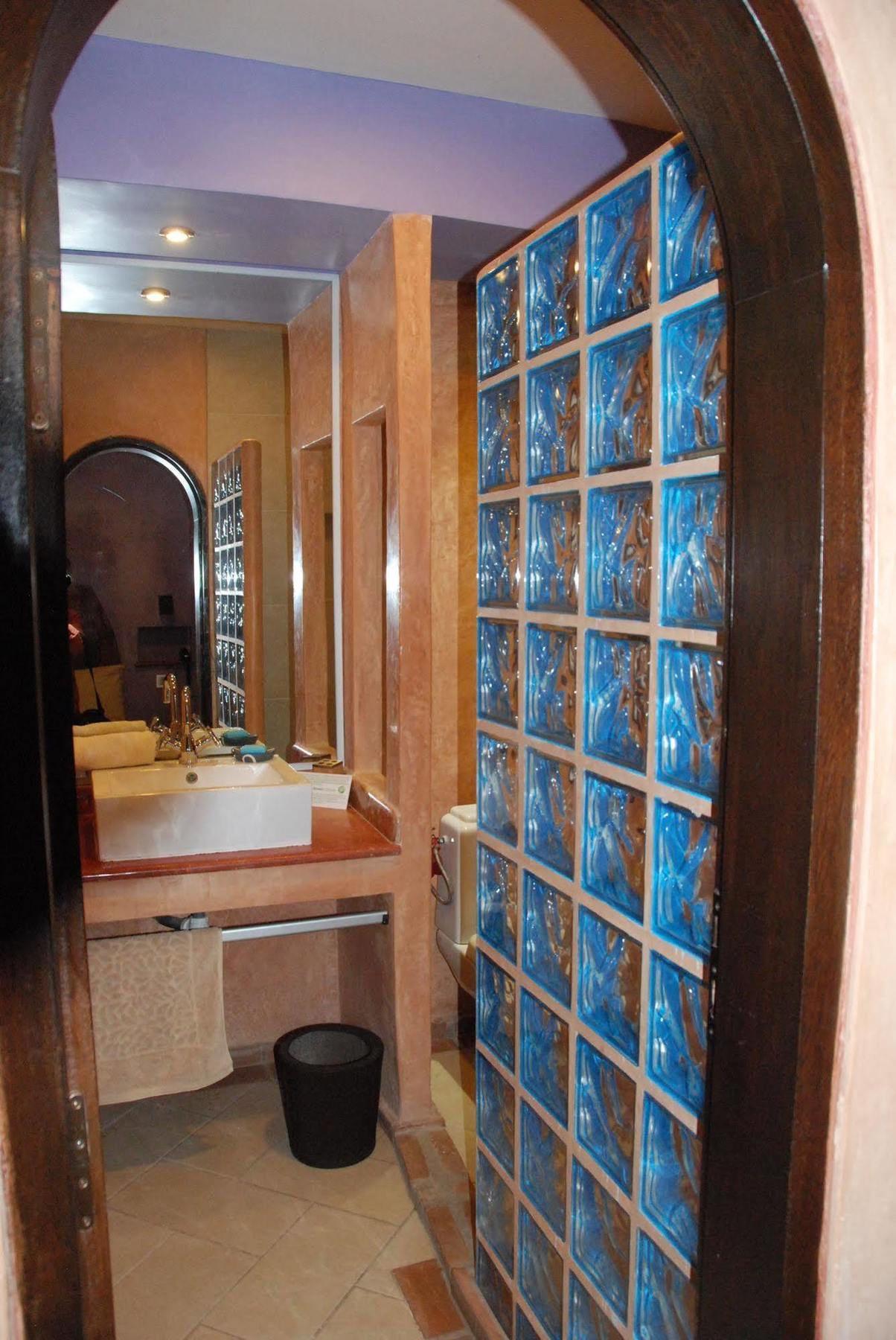Hotel Le Djoloff داكاغْ المظهر الخارجي الصورة