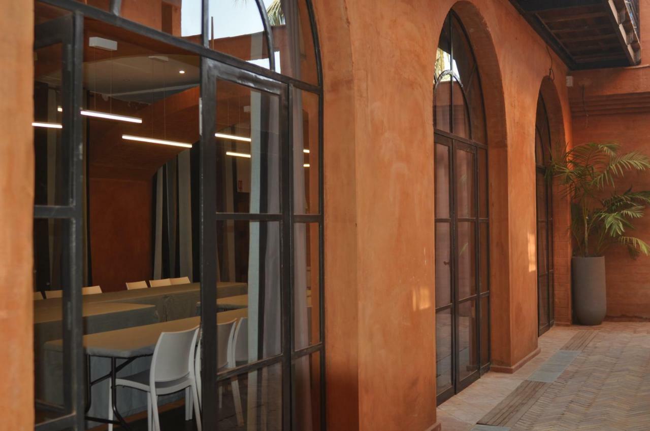 Hotel Le Djoloff داكاغْ المظهر الخارجي الصورة